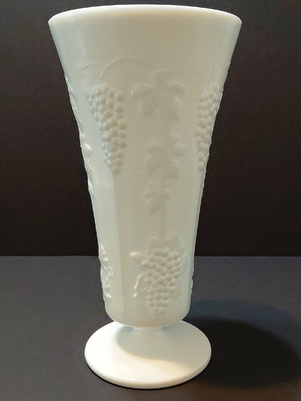 Vintage Indiana Glass Colony Harvest Grape Milk Glass Footed Vase